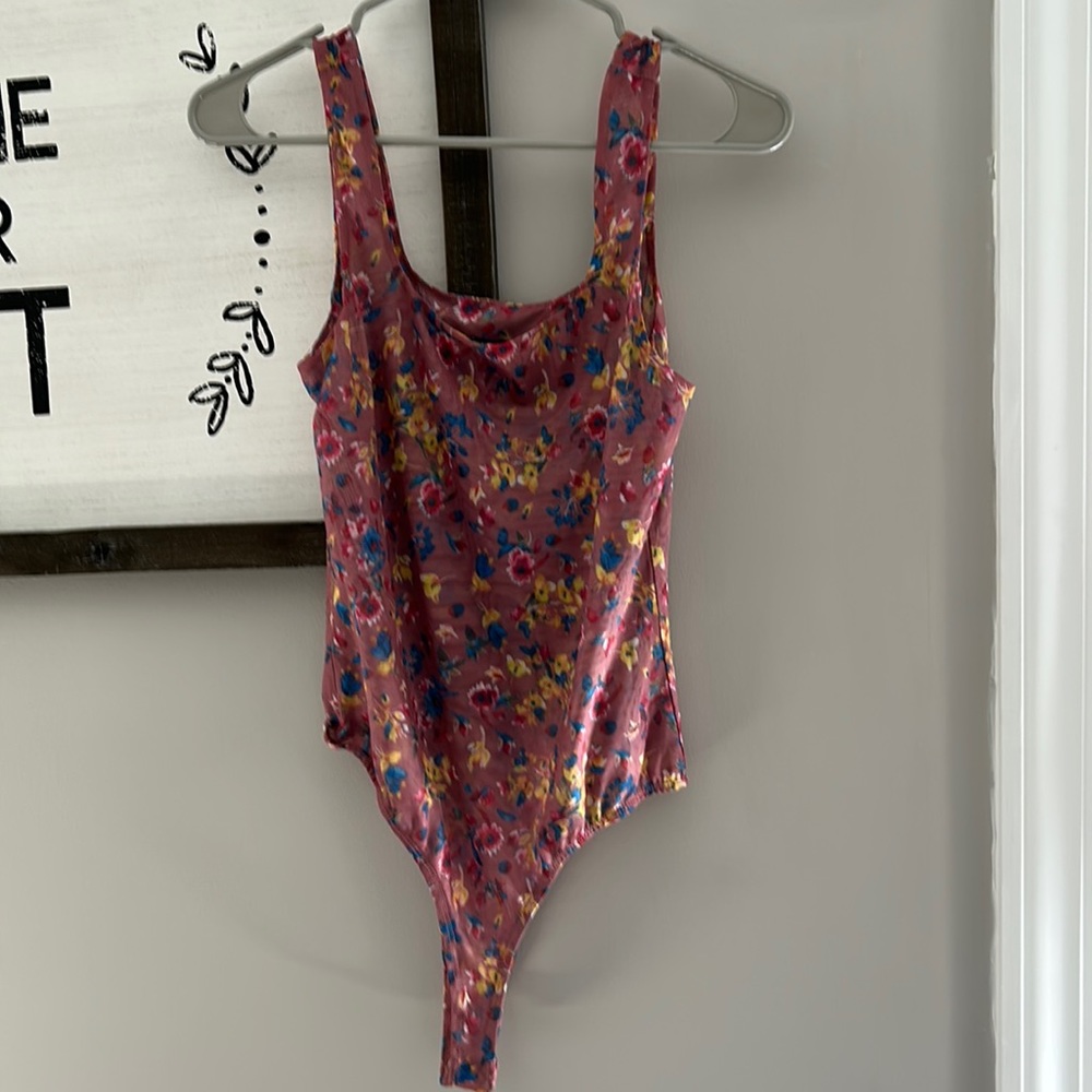 NWOT Women’s Bodysuit